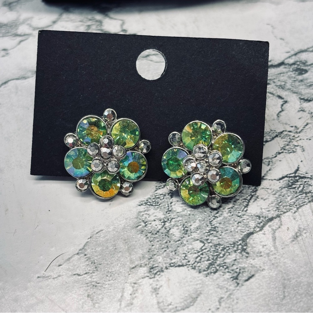 Floral Crystal Stud Earrings - Picture 3 of 6